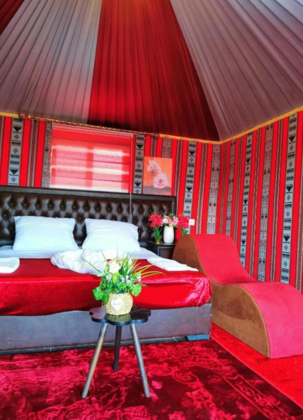 Titanic Camp Wadi Rum Exterior foto